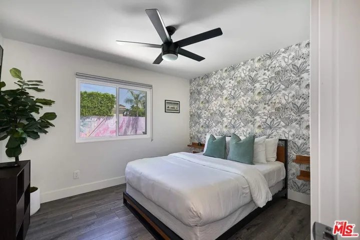 598 W Pico Road, Palm Springs, California 92262