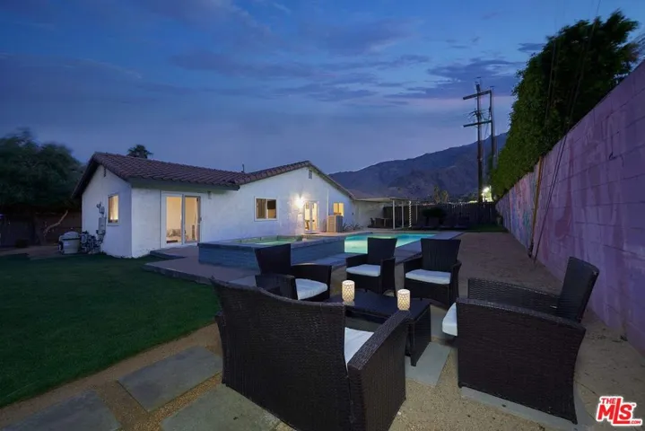 598 W Pico Road, Palm Springs, California 92262