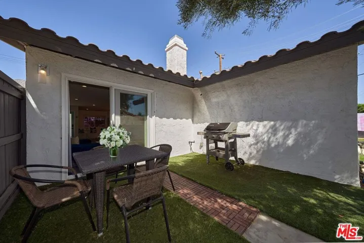 598 W Pico Road, Palm Springs, California 92262
