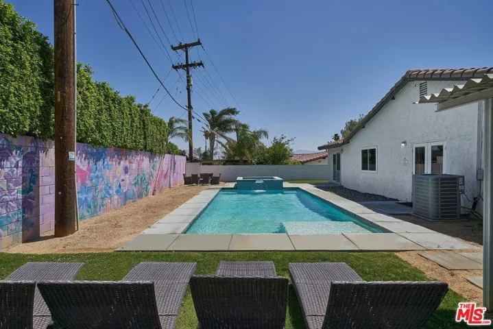 598 W Pico Road, Palm Springs, California 92262