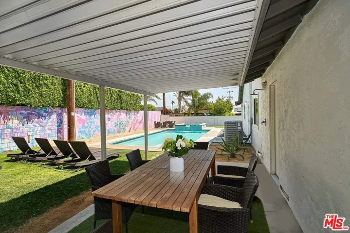 598 W Pico Road, Palm Springs, California 92262