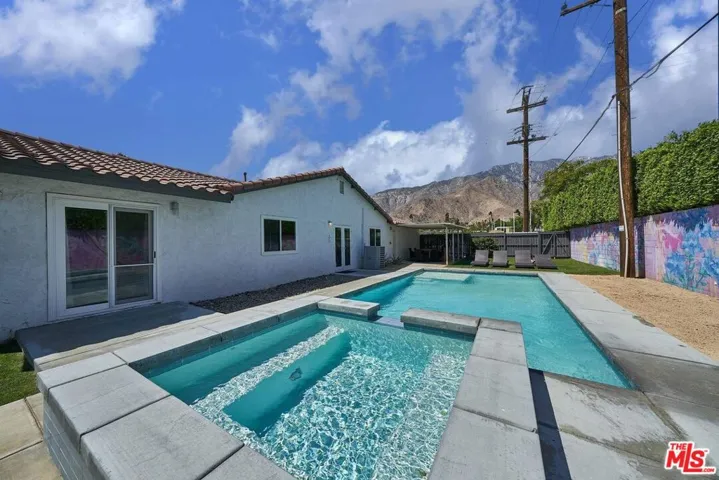 598 W Pico Road, Palm Springs, California 92262