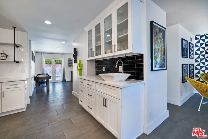 598 W Pico Road, Palm Springs, California 92262