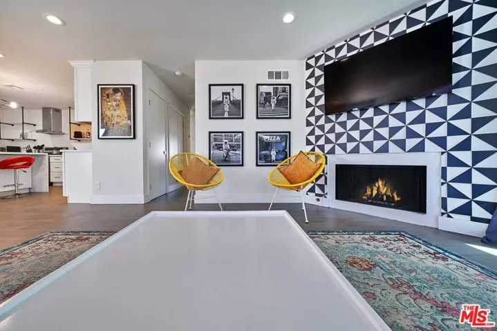 598 W Pico Road, Palm Springs, California 92262