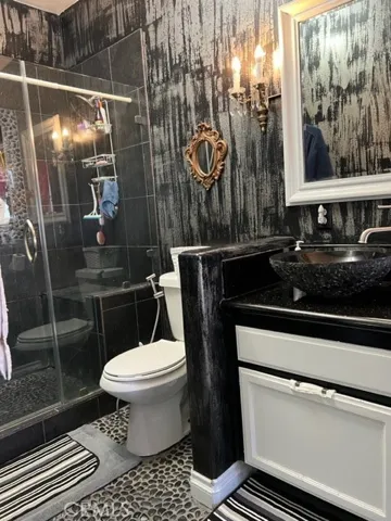 5211 Port Drive, Bakersfield, California 93312