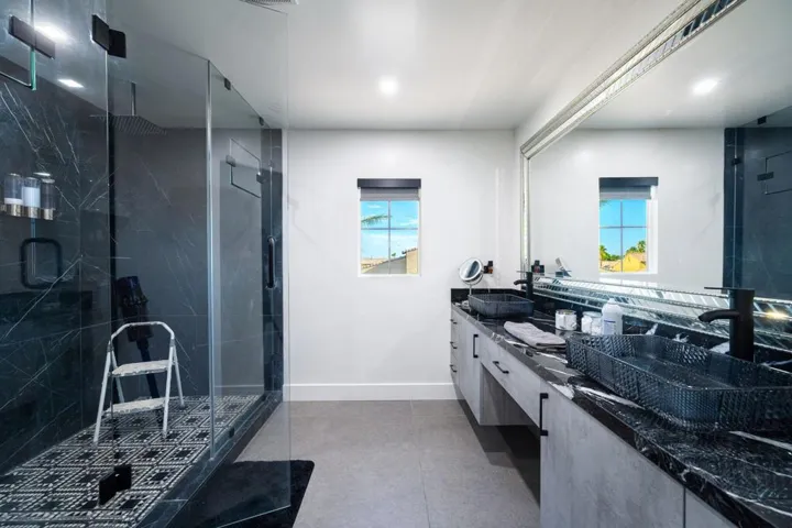 39-web-or-mls-RR_Castelon_OPMG_0823_039
