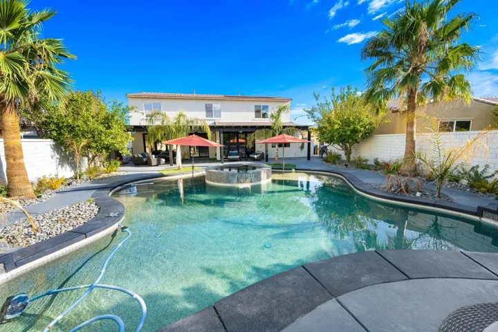 33-web-or-mls-RR_Castelon_OPMG_0823_033