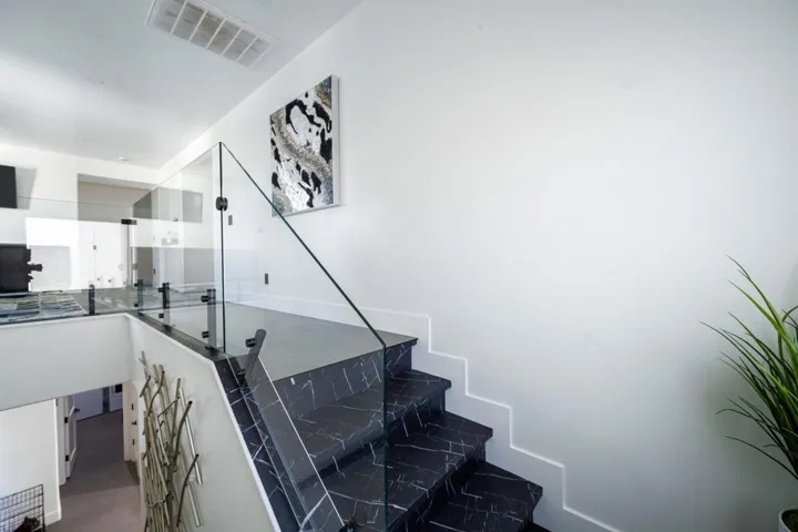 35-web-or-mls-RR_Castelon_OPMG_0823_035