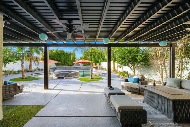 24-web-or-mls-RR_Castelon_OPMG_0823_024