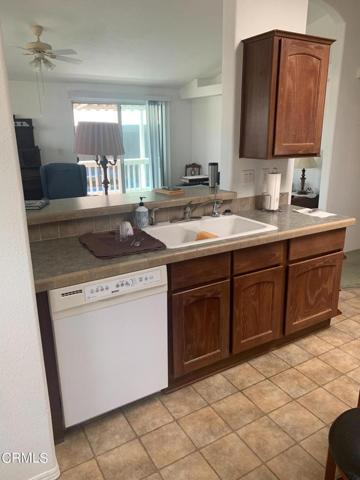 Kitchen 1