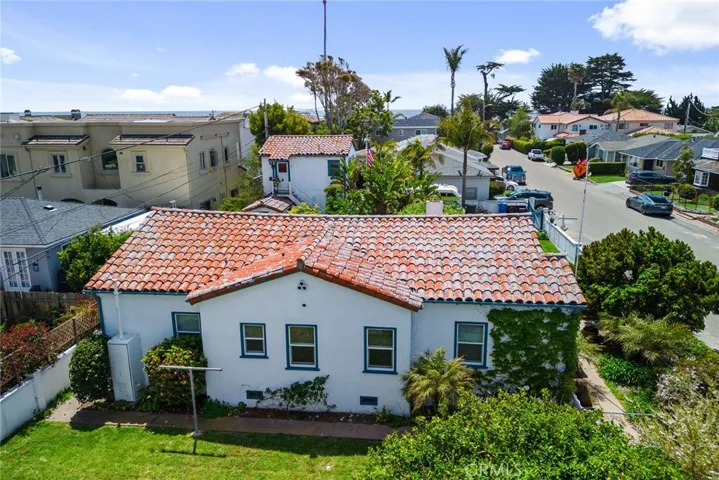 355 Castaic Avenue, Pismo Beach, California 93449