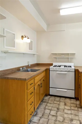 355 Castaic Avenue, Pismo Beach, California 93449