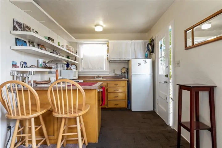 355 Castaic Avenue, Pismo Beach, California 93449