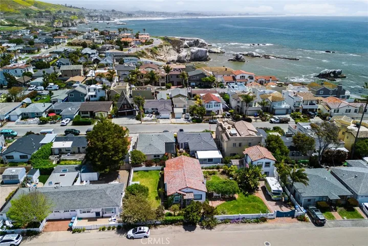 355 Castaic Avenue, Pismo Beach, California 93449