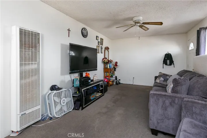 8249 Catalpa Avenue, California City, California 93505