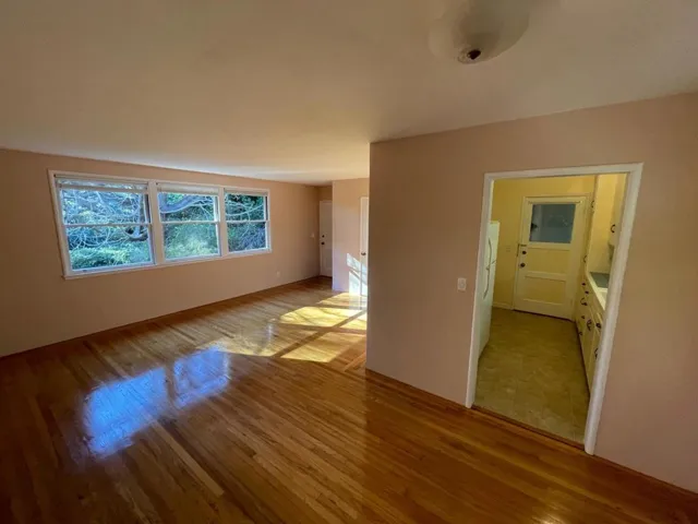 1677 Woodland Avenue, East Palo Alto, California 94303