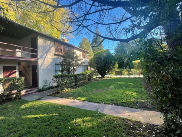1677 Woodland Avenue, East Palo Alto, California 94303