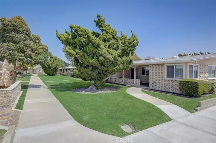 13550 Medinac Ln Unit M5 103H, Seal Beach, California 90740