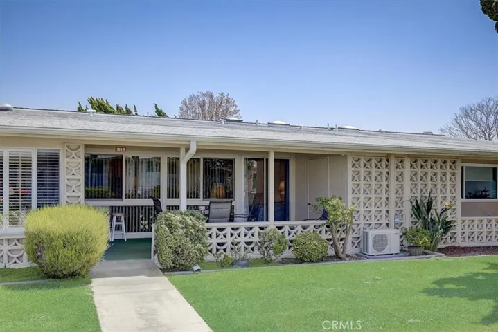 13550 Medinac Ln Unit M5 103H, Seal Beach, California 90740