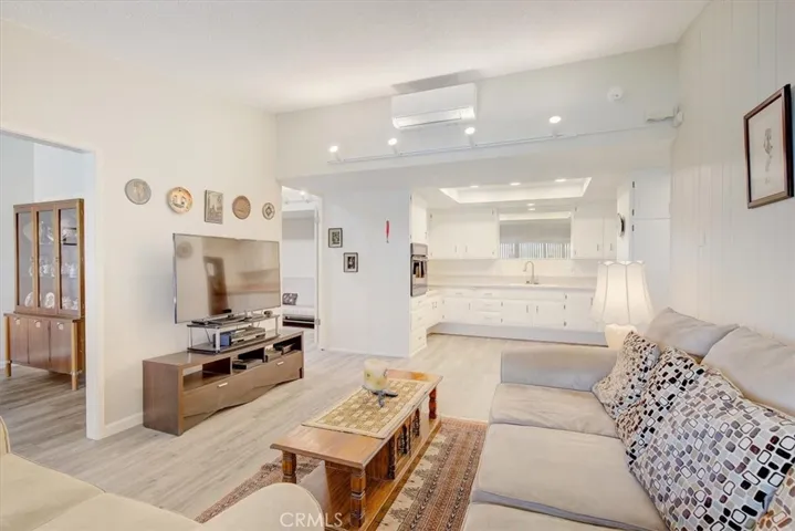 13550 Medinac Ln Unit M5 103H, Seal Beach, California 90740