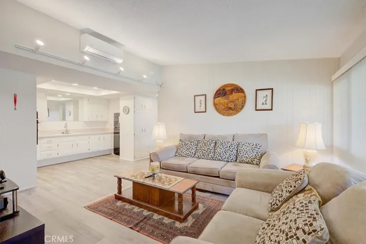 13550 Medinac Ln Unit M5 103H, Seal Beach, California 90740
