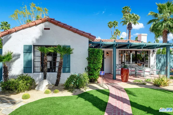 564 S Camino Real, Palm Springs, California 92264