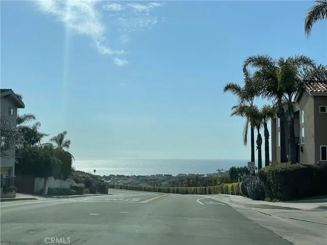 Short walk to the Strands Beach
