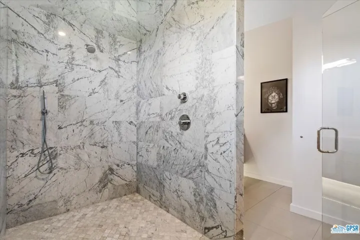 3080 Goldenrod Lane, Palm Springs, California 92264