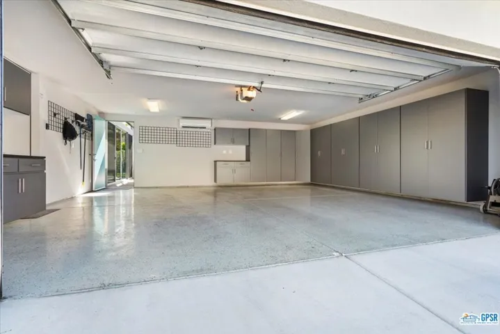 3080 Goldenrod Lane, Palm Springs, California 92264