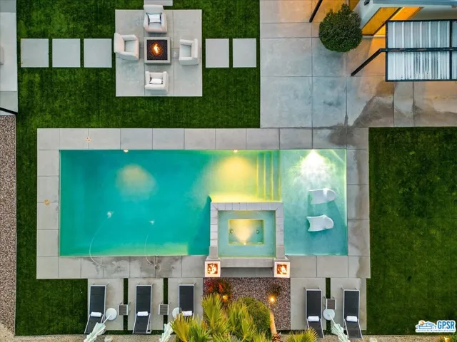 3080 Goldenrod Lane, Palm Springs, California 92264