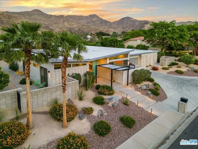 3080 Goldenrod Lane, Palm Springs, California 92264