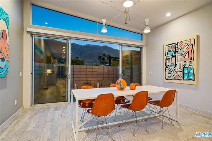 3080 Goldenrod Lane, Palm Springs, California 92264