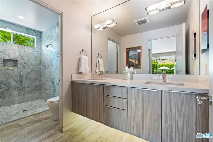 3080 Goldenrod Lane, Palm Springs, California 92264