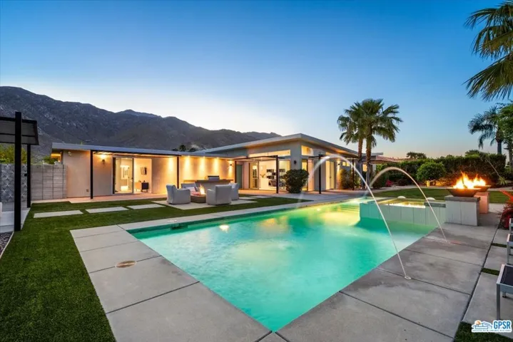 3080 Goldenrod Lane, Palm Springs, California 92264