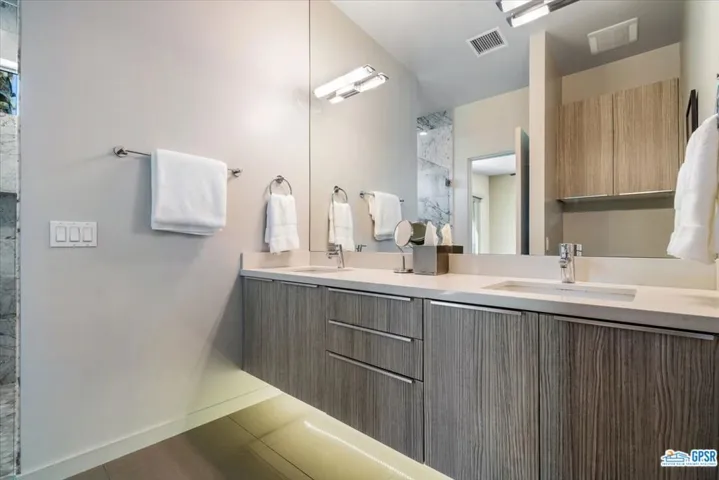 3080 Goldenrod Lane, Palm Springs, California 92264