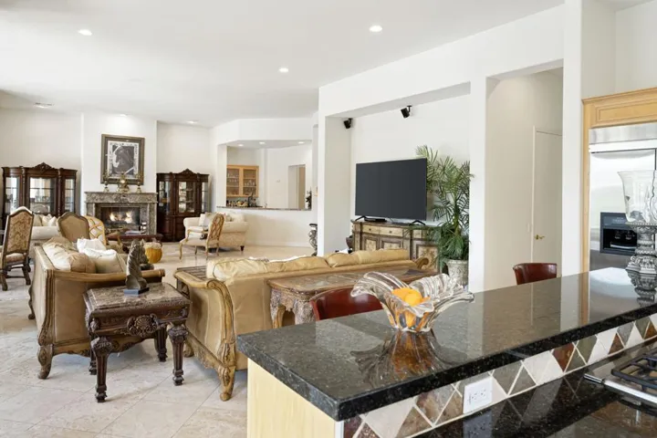 53-web-or-mls-CC_Encantada_0523_053