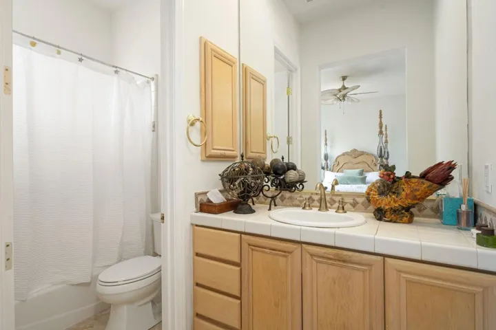 77-web-or-mls-CC_Encantada_0523_077