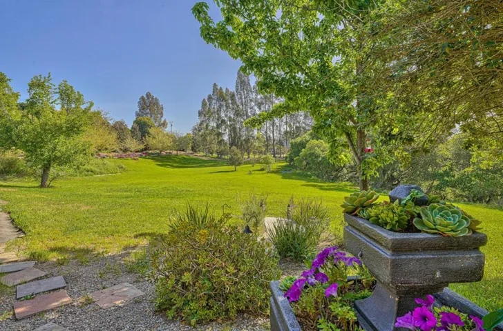 590 Payne Road, San Juan Bautista, California 95045