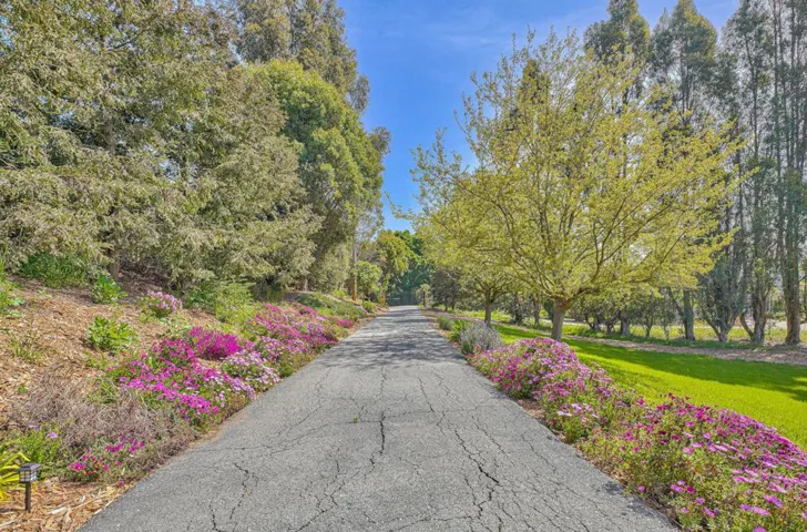 590 Payne Road, San Juan Bautista, California 95045