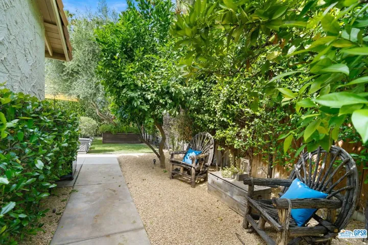 3002 E Sonora Road, Palm Springs, California 92264