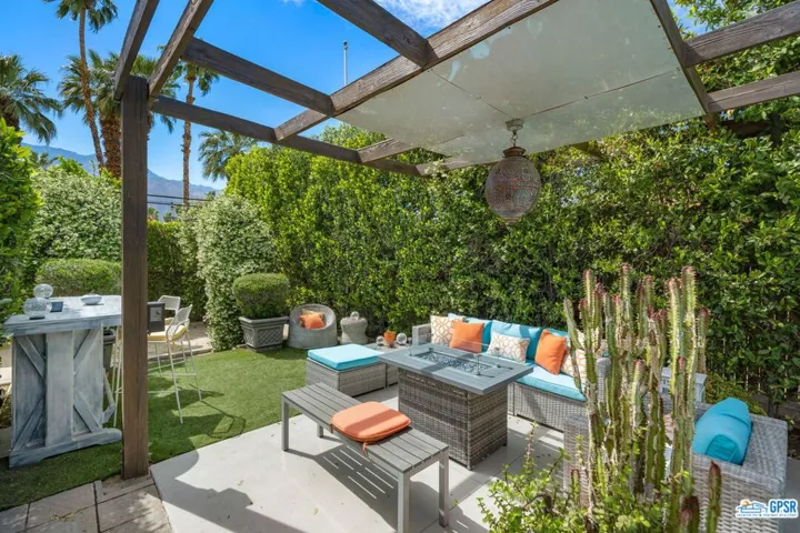 3002 E Sonora Road, Palm Springs, California 92264