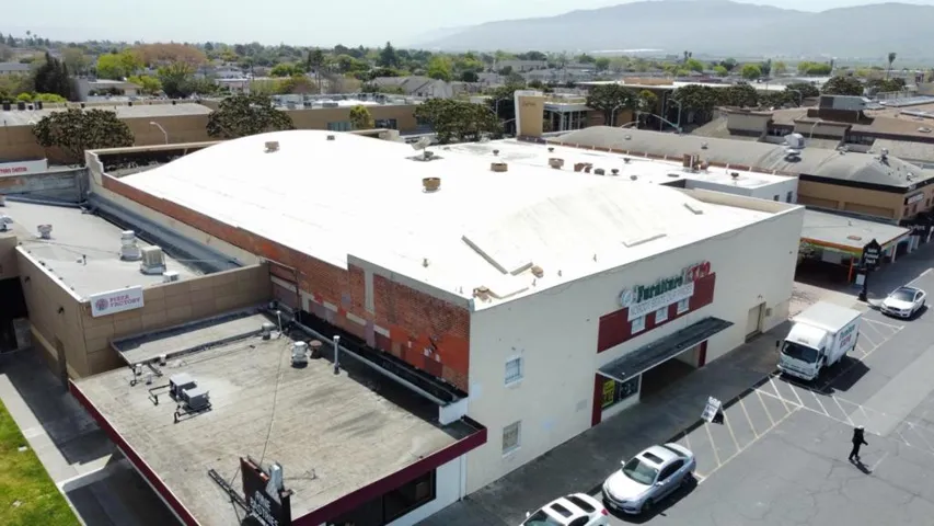 930 S Main Street, Salinas, California 93901