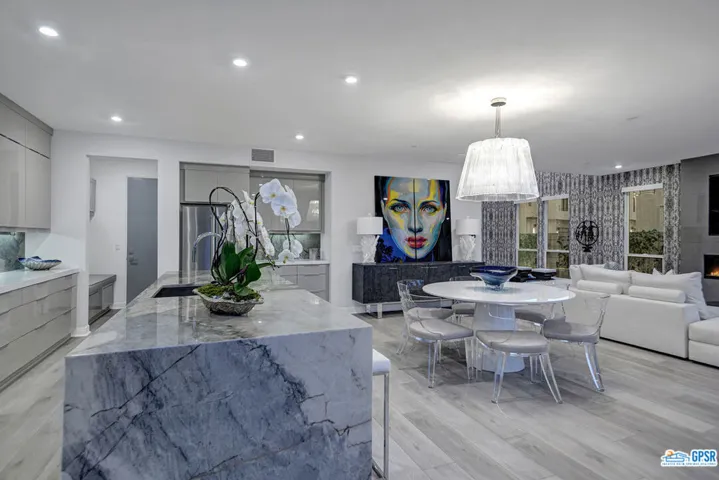 954 Bel Air Drive, Palm Springs, California 92264
