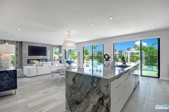 954 Bel Air Drive, Palm Springs, California 92264