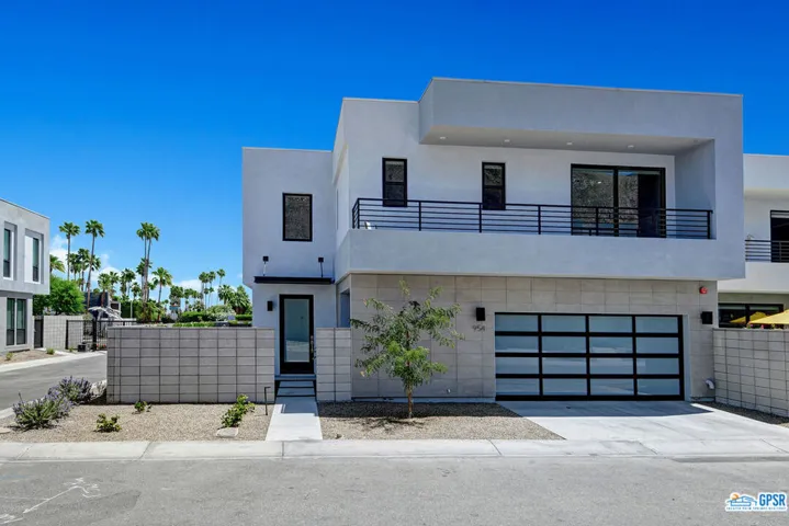 954 Bel Air Drive, Palm Springs, California 92264