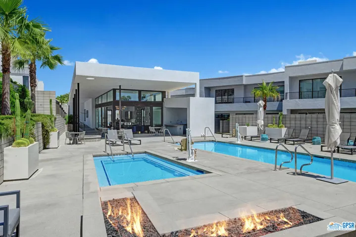 954 Bel Air Drive, Palm Springs, California 92264