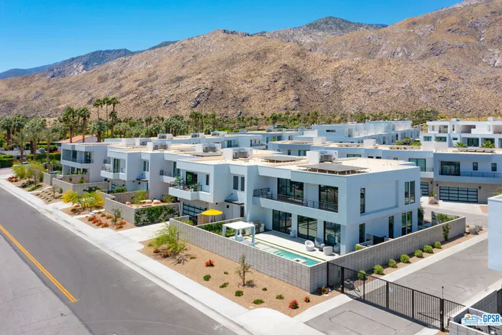 954 Bel Air Drive, Palm Springs, California 92264