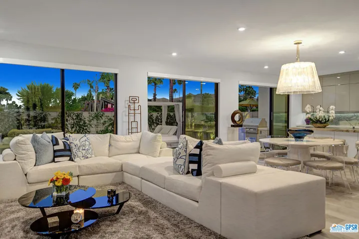 954 Bel Air Drive, Palm Springs, California 92264