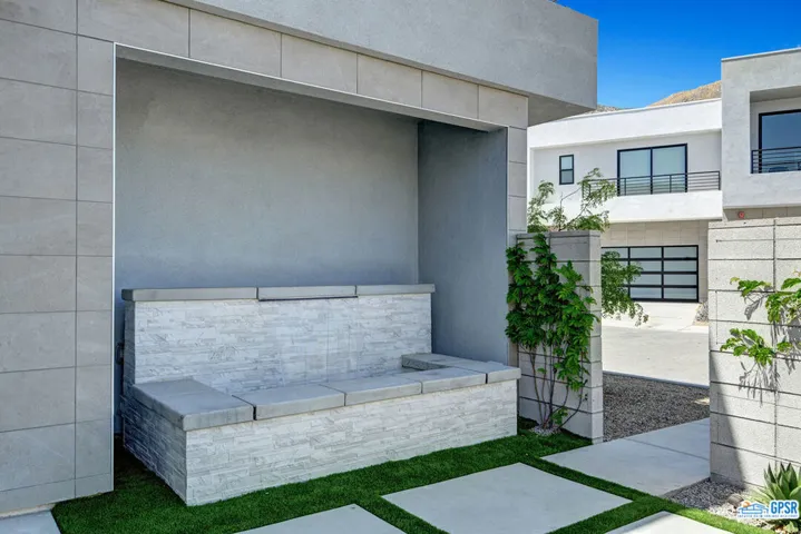 954 Bel Air Drive, Palm Springs, California 92264
