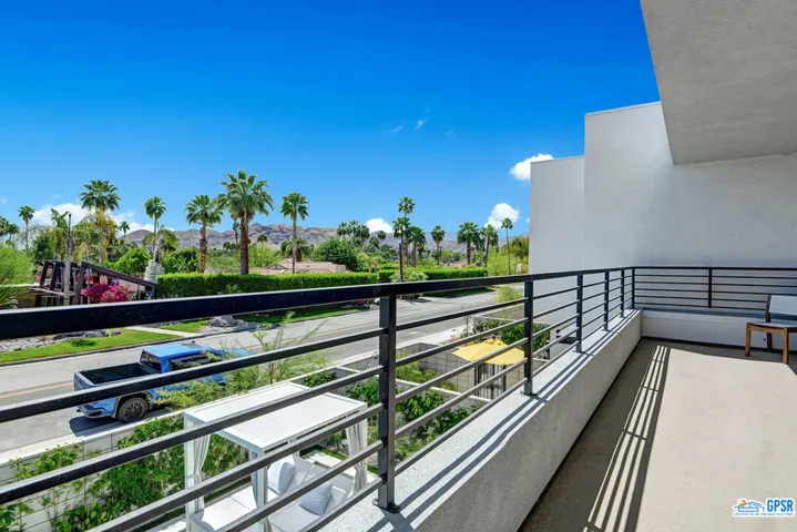 954 Bel Air Drive, Palm Springs, California 92264